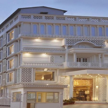 Sterling Agra Hotel Agra  Exterior photo