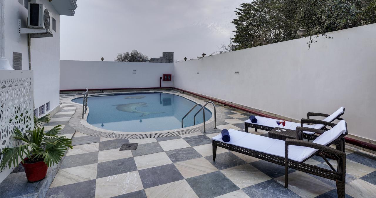 Sterling Agra Hotel Agra  Exterior photo