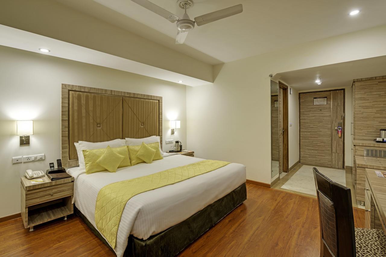 Sterling Agra Hotel Agra  Exterior photo