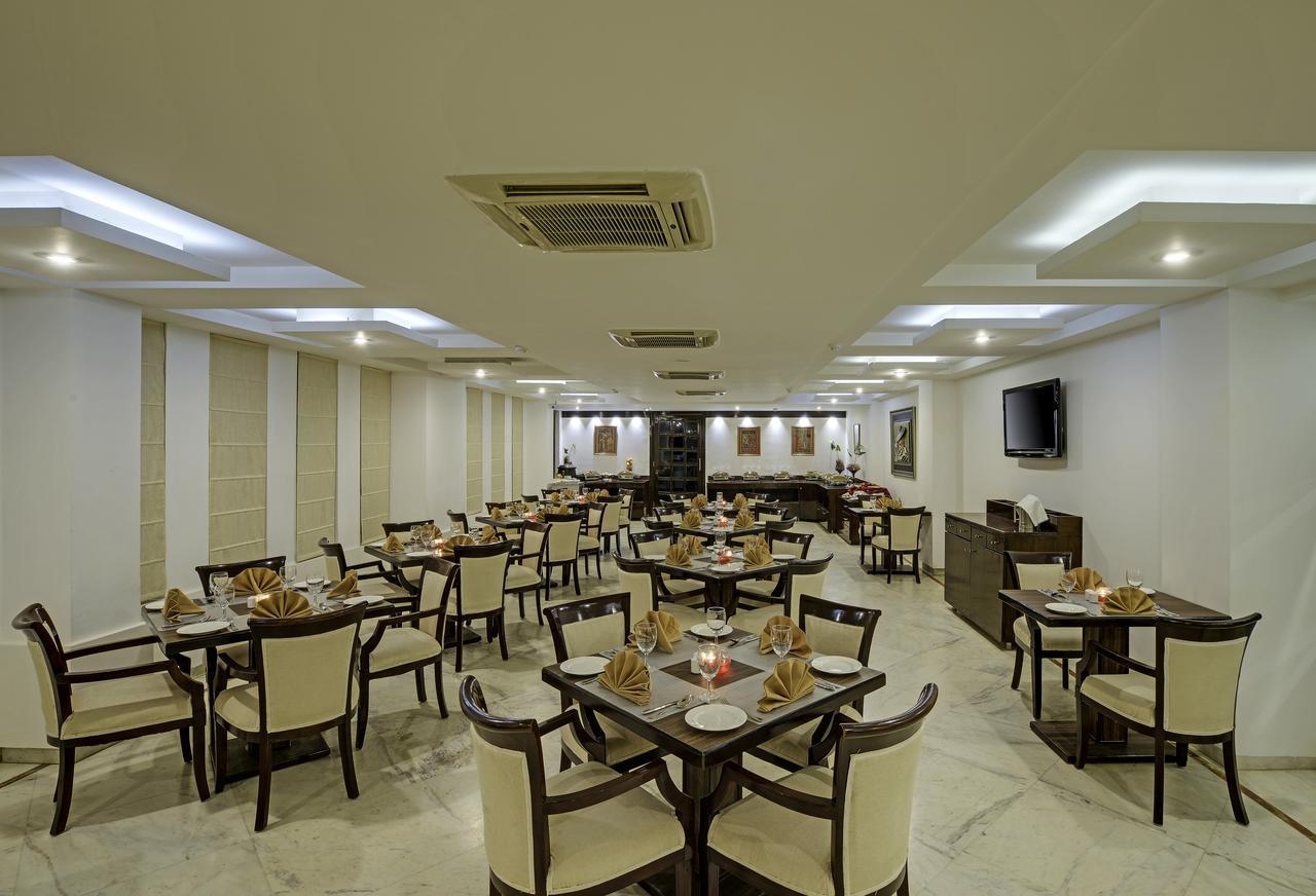 Sterling Agra Hotel Agra  Exterior photo