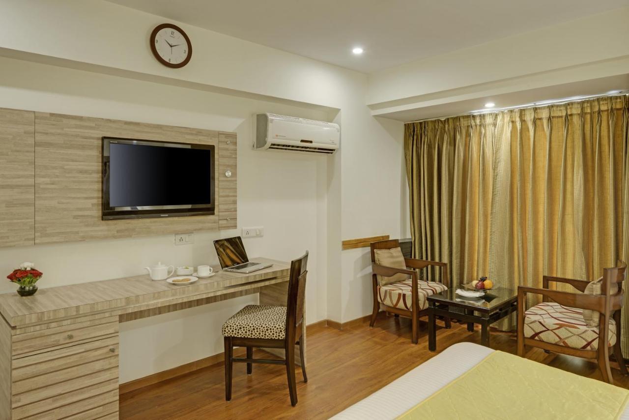 Sterling Agra Hotel Agra  Exterior photo
